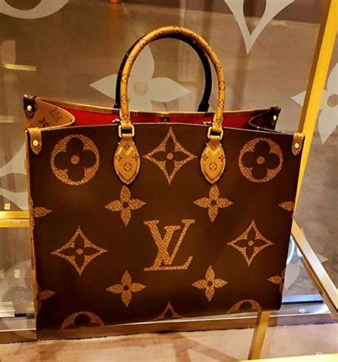 louis vuitton gatlinburg tn|louis vuitton white plains.